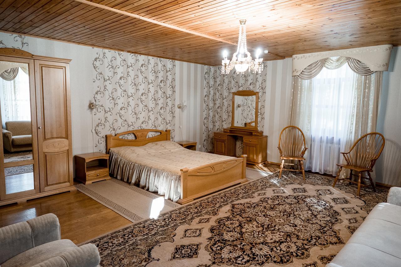 Belovezhskaya Pushcha Hotel Complex Zharkovshina Kültér fotó