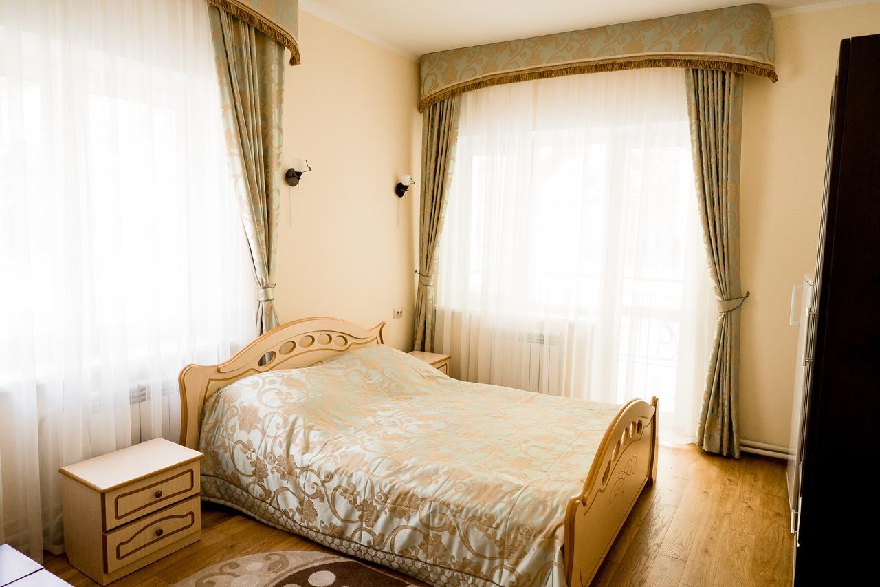 Belovezhskaya Pushcha Hotel Complex Zharkovshina Kültér fotó